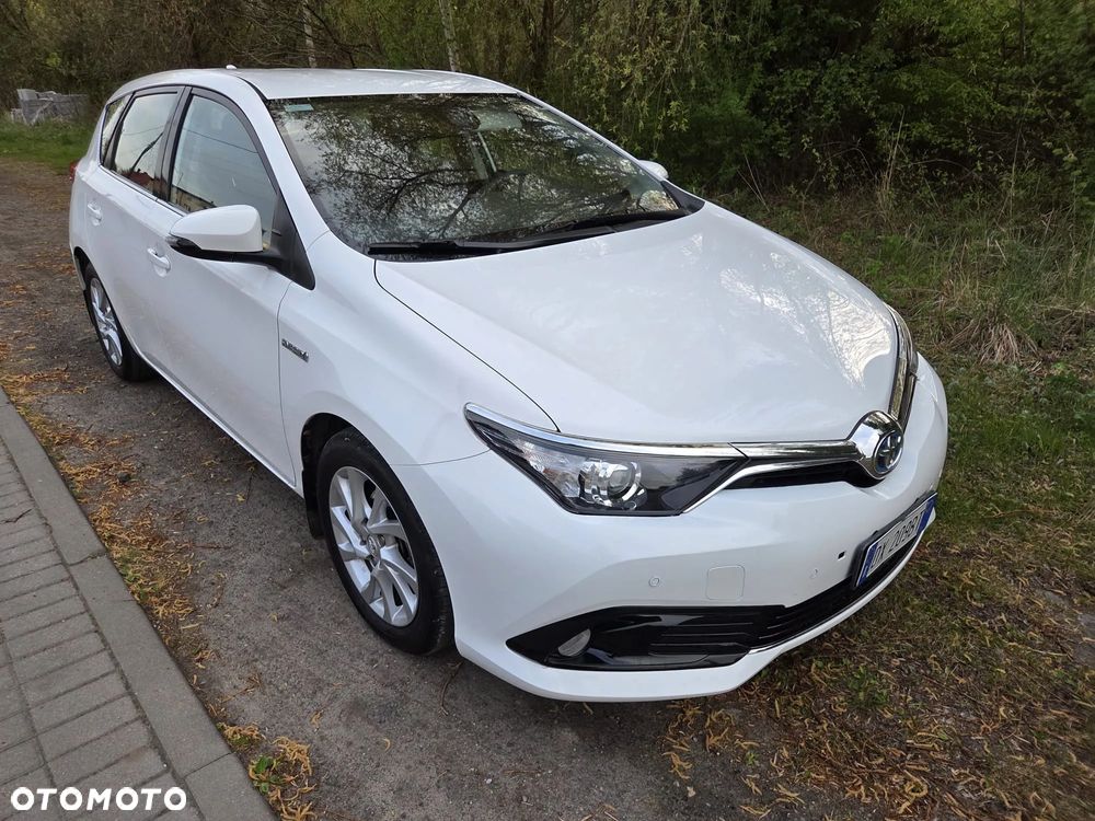 Toyota Auris - 12