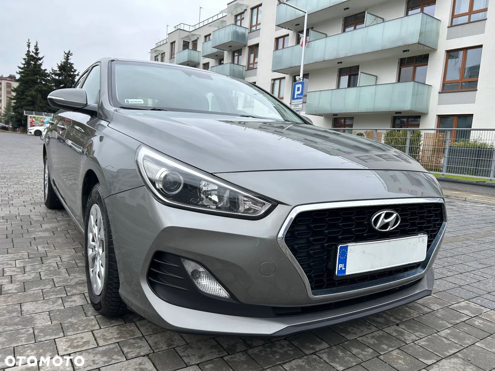 Hyundai i30 1.4 Classic + - 21