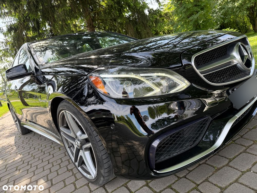 Mercedes-Benz Klasa E 63 AMG S 4-Matic - 8
