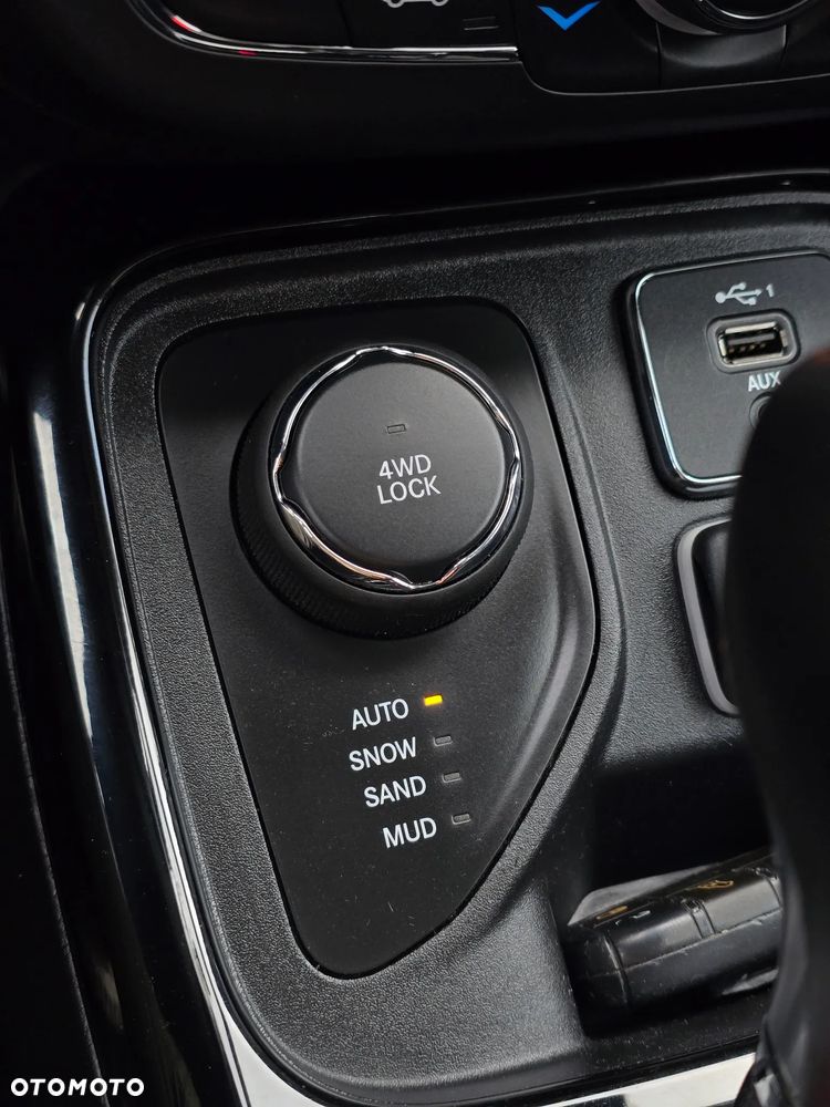 Jeep Compass 1.4 TMair Limited 4WD S&S - 29