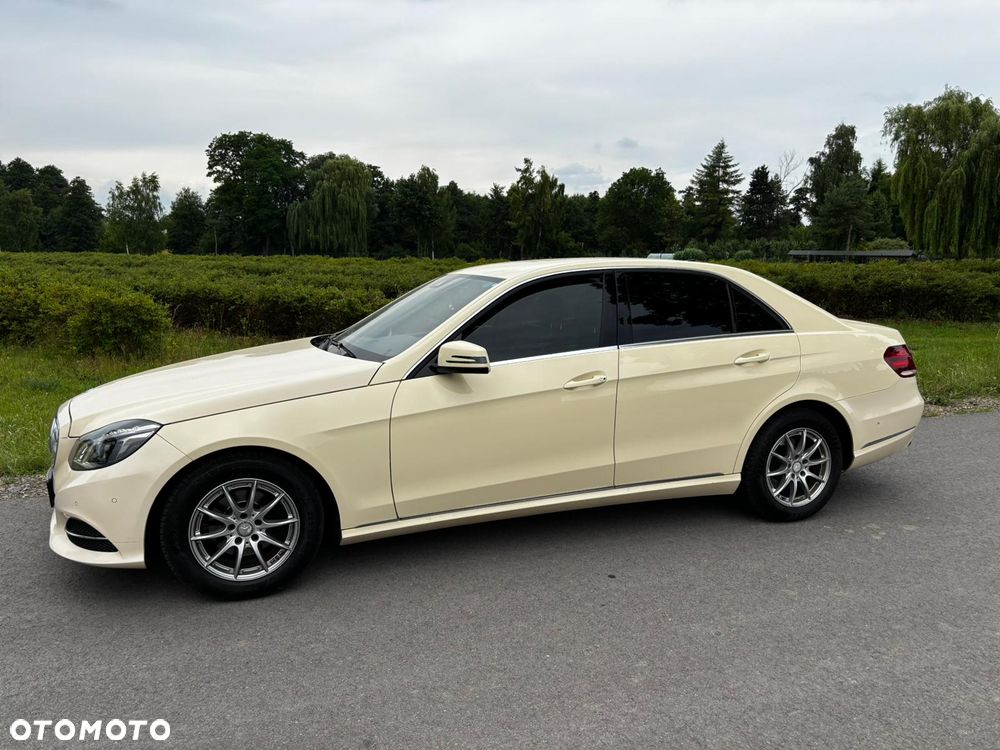 Mercedes-Benz Klasa E 220 BlueTEC 4Matic 7G-TRONIC Edition - 12