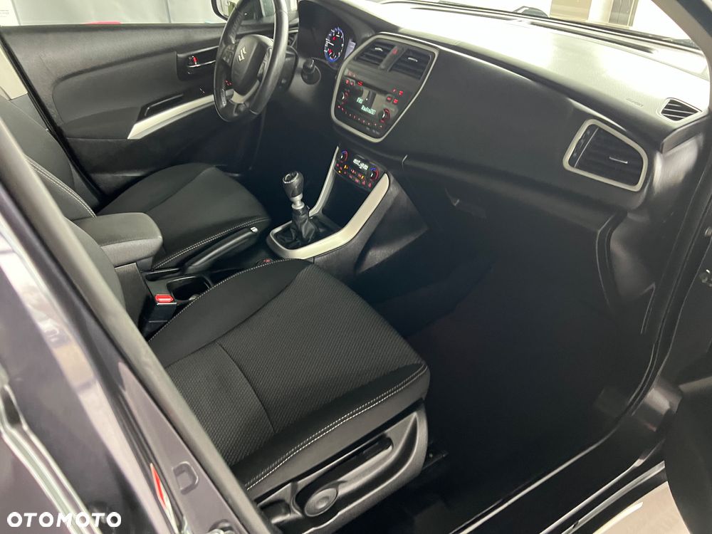 Suzuki SX4 S-Cross - 33