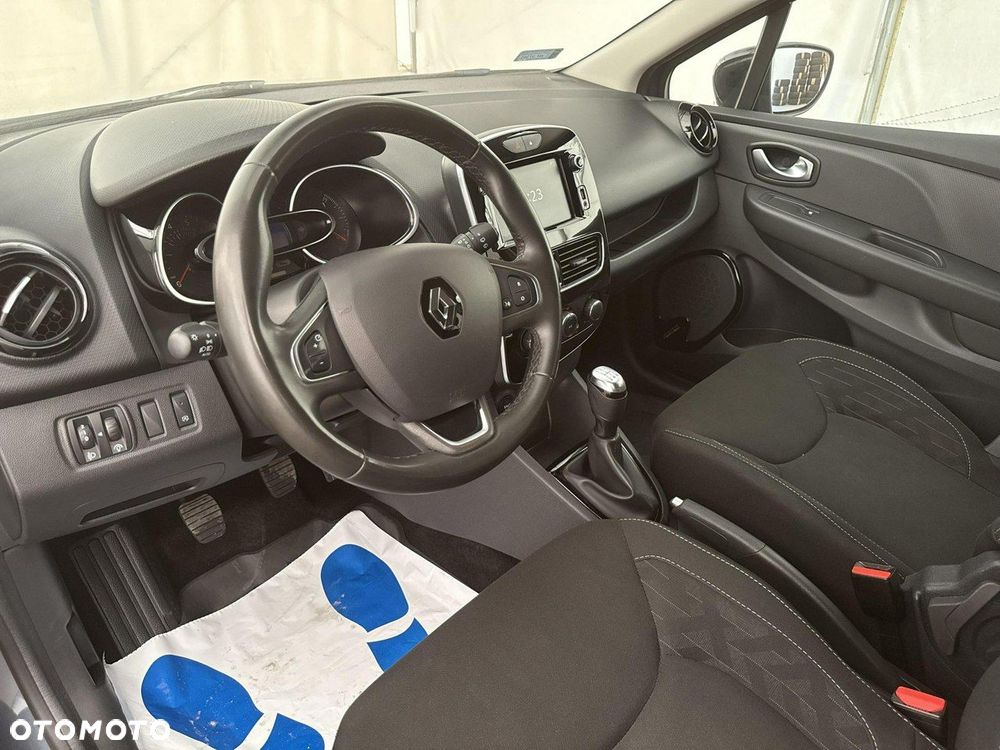 Renault Clio - 13