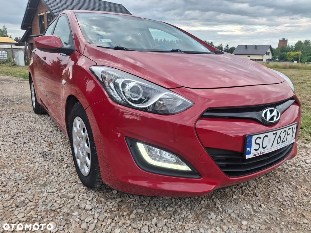 Hyundai i30 1.4 CRDi Advantage - 4