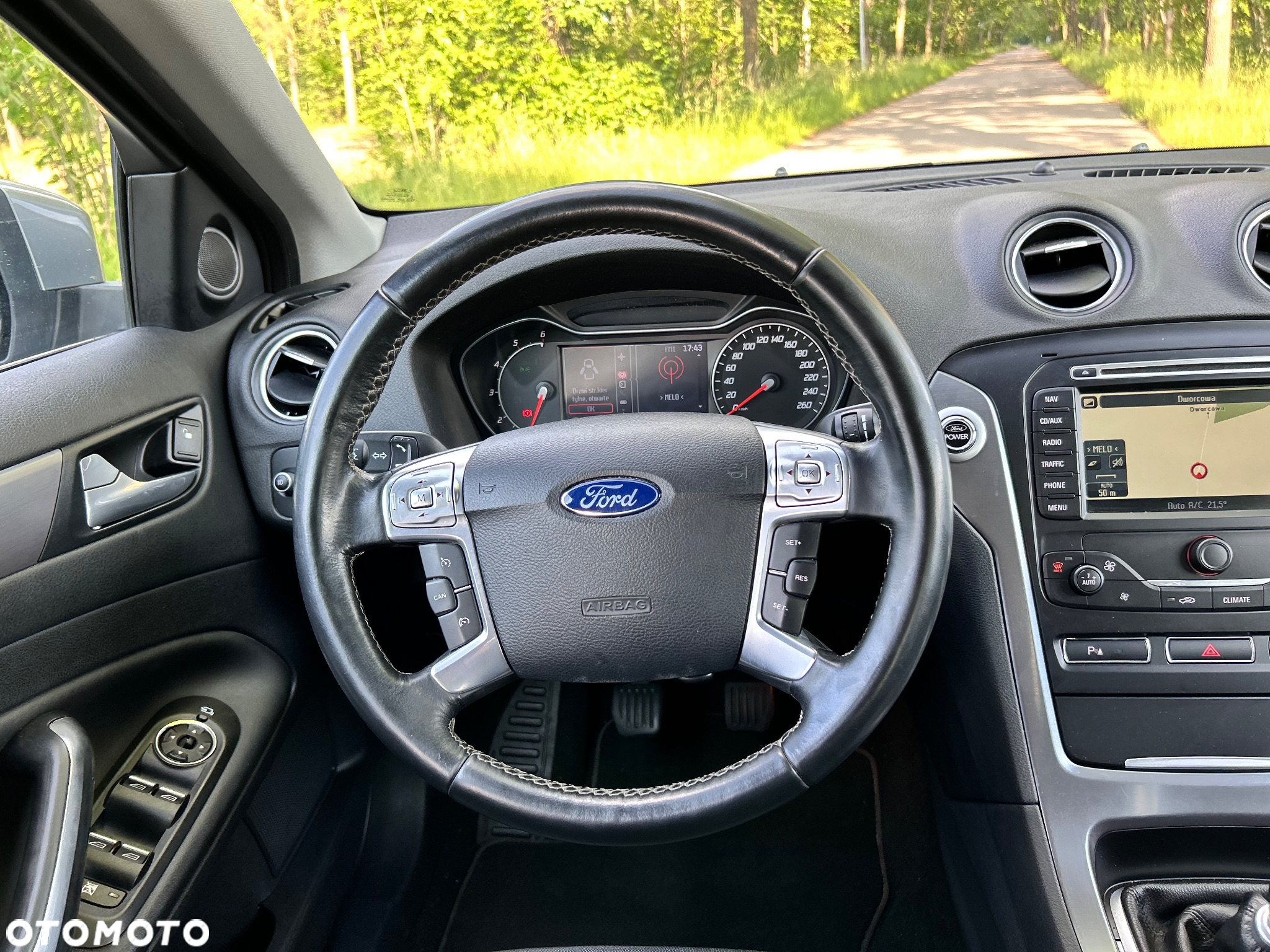 Ford Mondeo 2.0 TDCi Titanium - 25