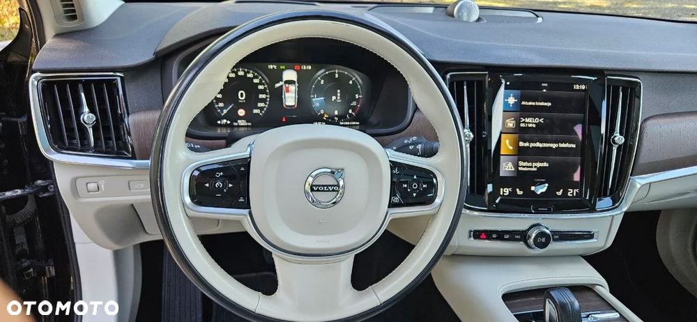 Volvo V90 Cross Country D5 AWD Pro - 17