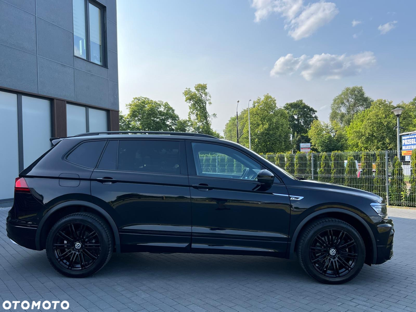 Volkswagen Tiguan Allspace 2.0 TDI 4Mot R-Line DSG 7os - 8