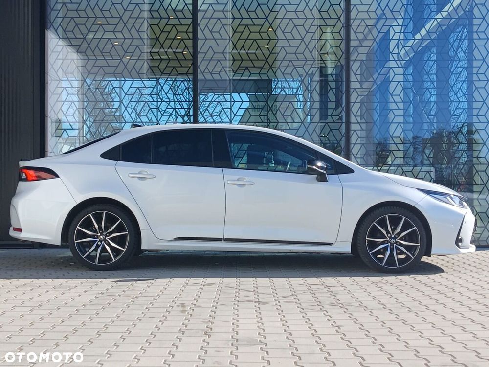 Toyota Corolla 1.8 Hybrid GR Sport Dynamic - 4