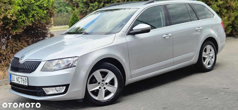 Skoda Octavia 1.6 TDI DPF Ambiente - 5
