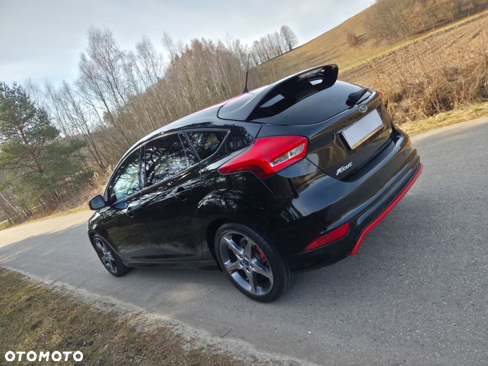 Ford Focus 1.0 EcoBoost ST-Line Red ASS - 11