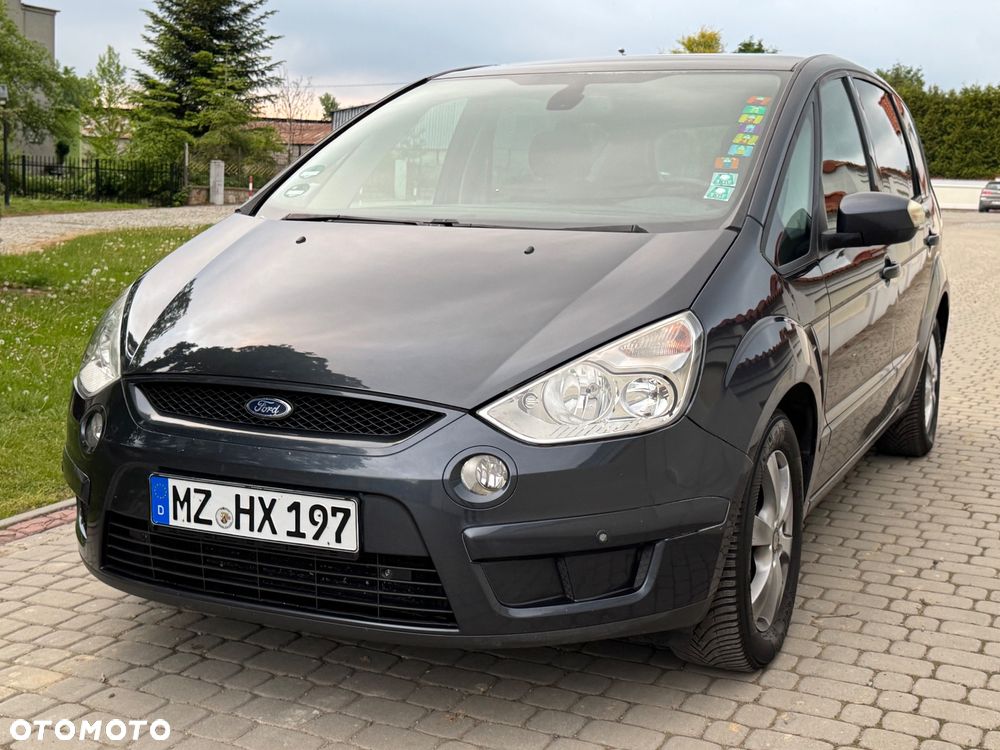 Ford S-Max - 38
