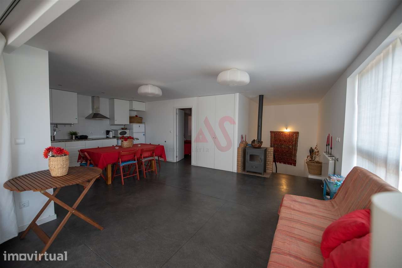 Moradia renovada T2 em Travassós, Fafe – Conforto, luminosidade e tran - Grande imagem: 2/7