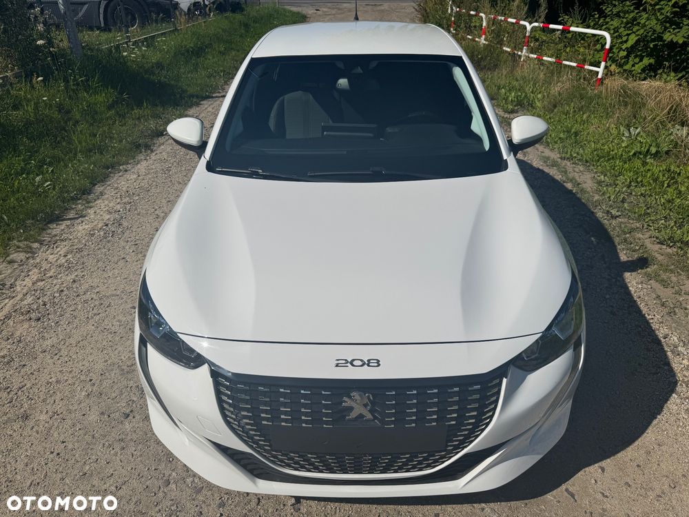Peugeot 208 - 22