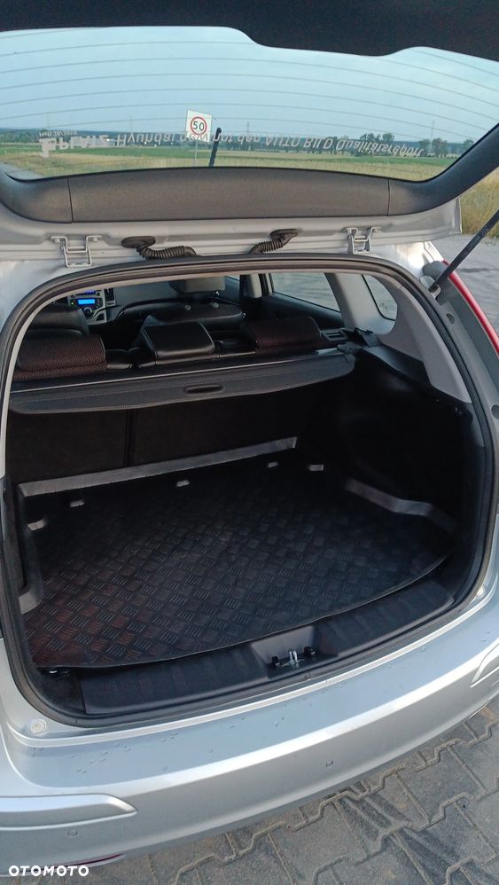 Hyundai i30 1.6 CRDi Comfort World Cup - 4