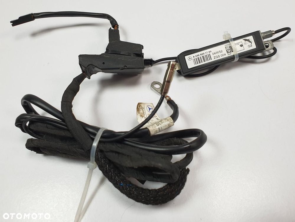 WZMACNIACZ ANTENY MERCEDES SL R230 A2308201789 - 1