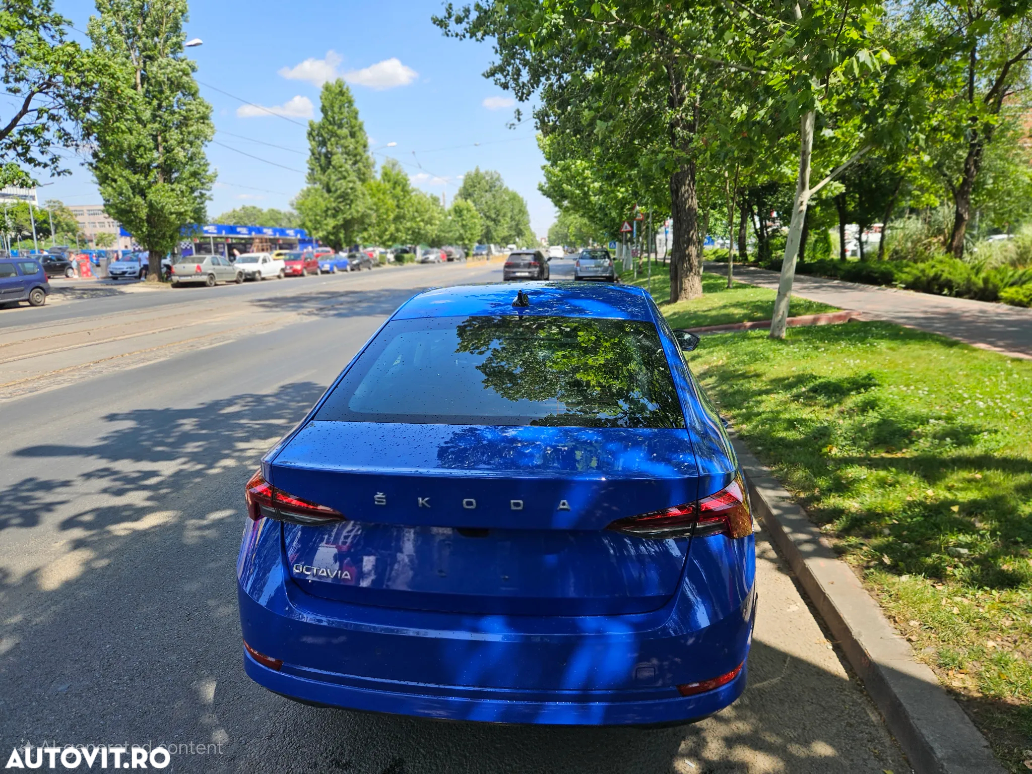 Skoda Octavia 2.0 TDI DSG Ambition - 9