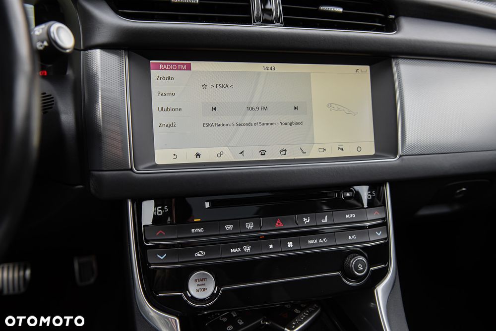 Jaguar XF - 23
