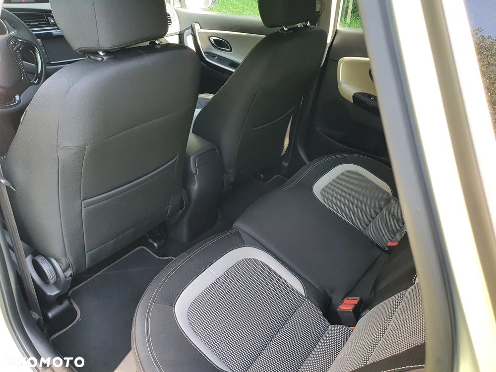 Kia Ceed - 4