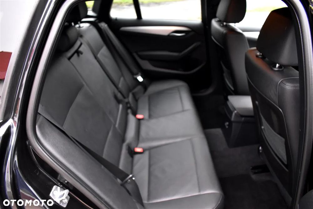 BMW X1 xDrive18d xLine - 21