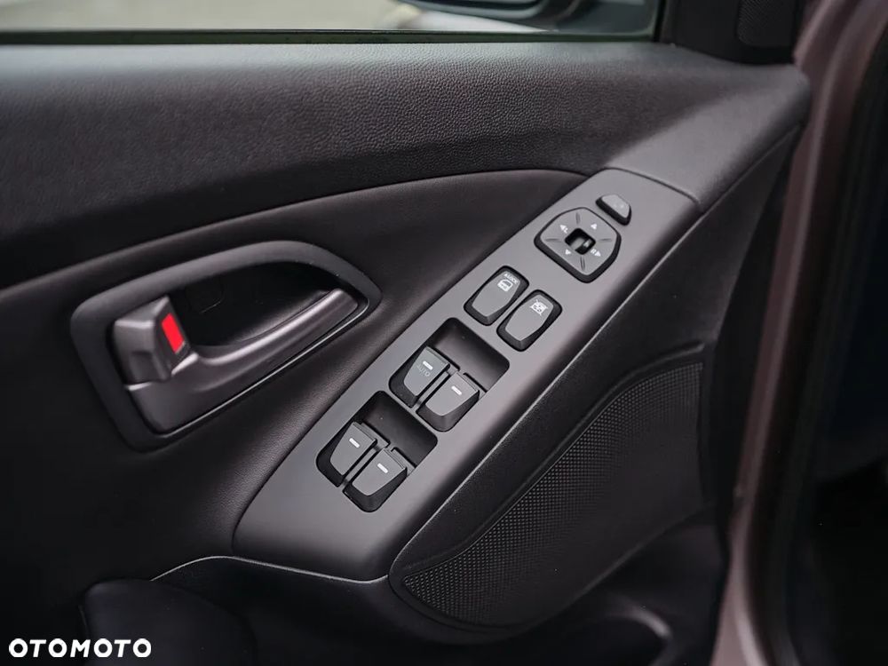 Hyundai ix35 1.7 CRDi Premium 2WD - 8