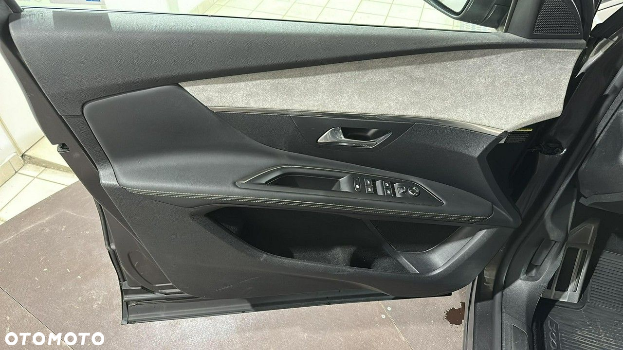 Peugeot 3008 - 14