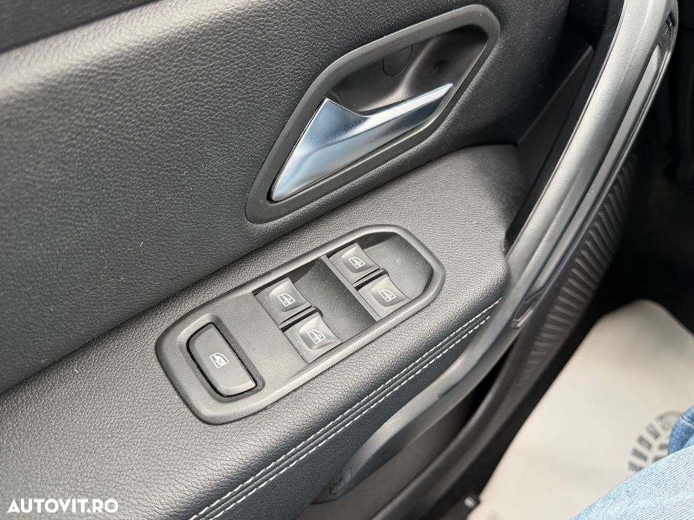 Dacia Duster TCe 150 GPF Prestige - 18