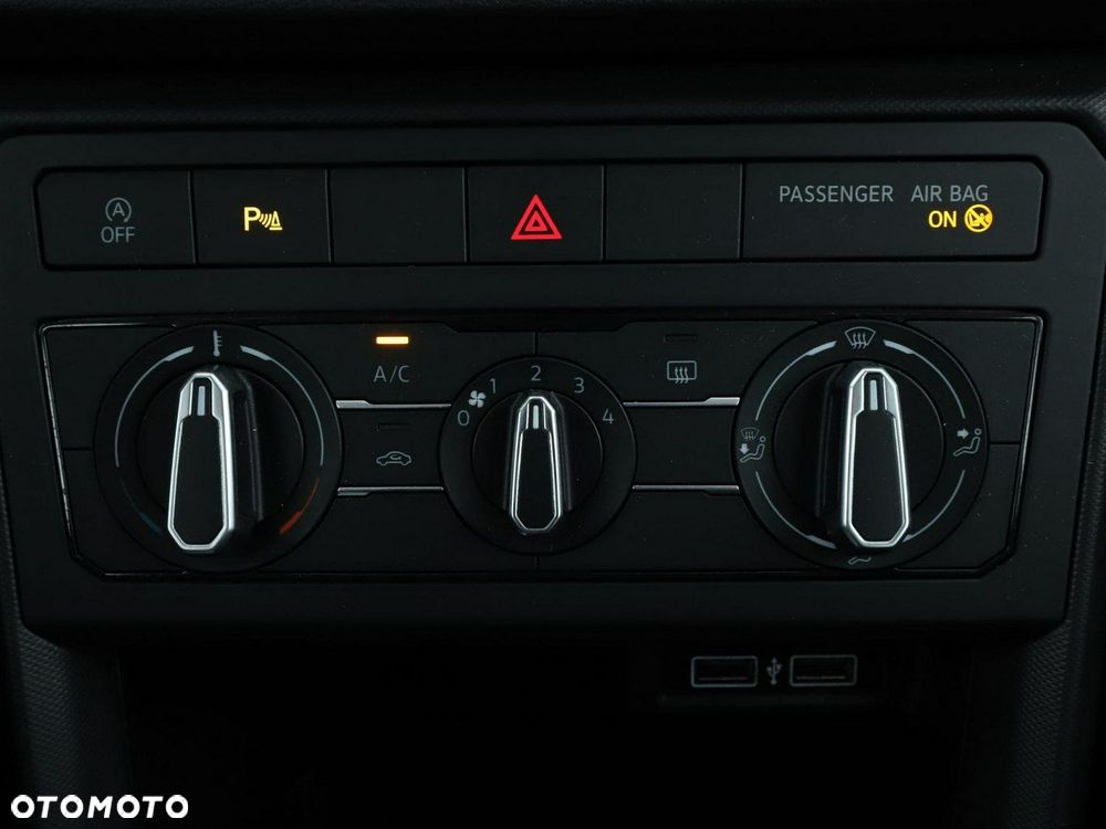 Volkswagen T-Cross 1.0 TSI Life - 28