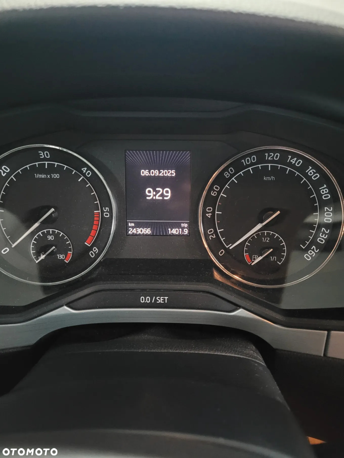 Skoda Superb 2.0 TDI Ambition DSG - 12