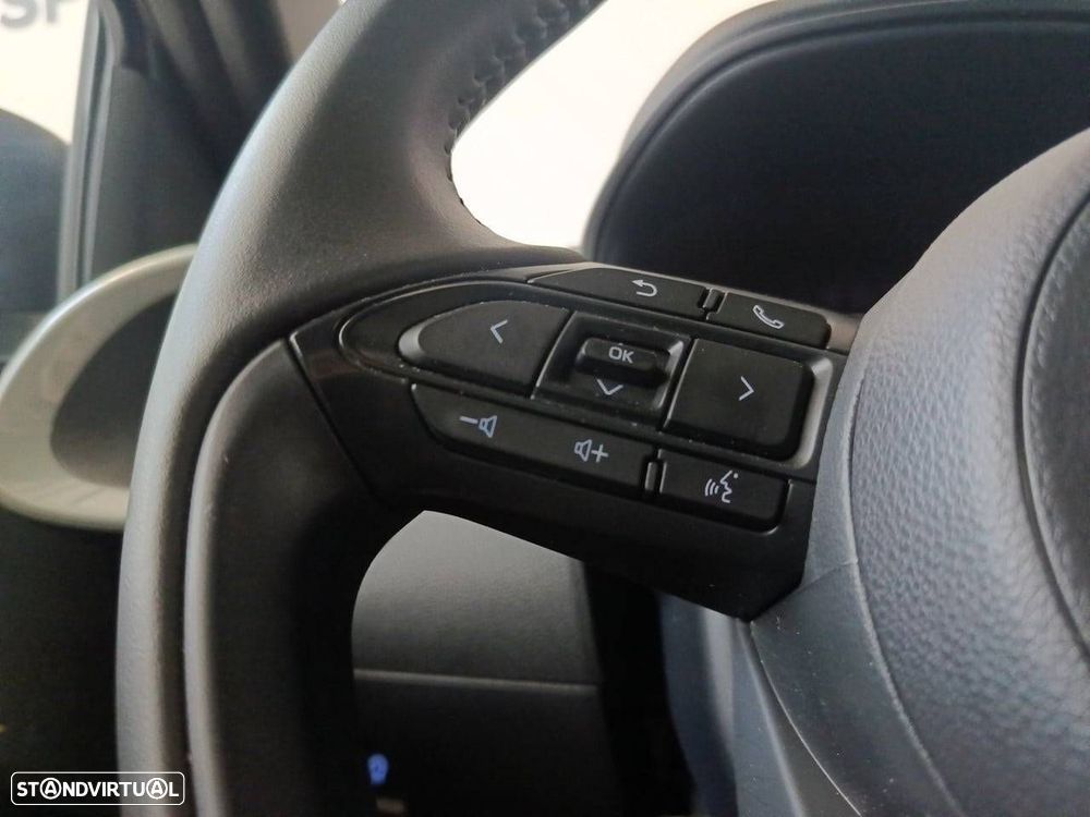 Toyota Aygo X 1.0 Envy CVT - 16