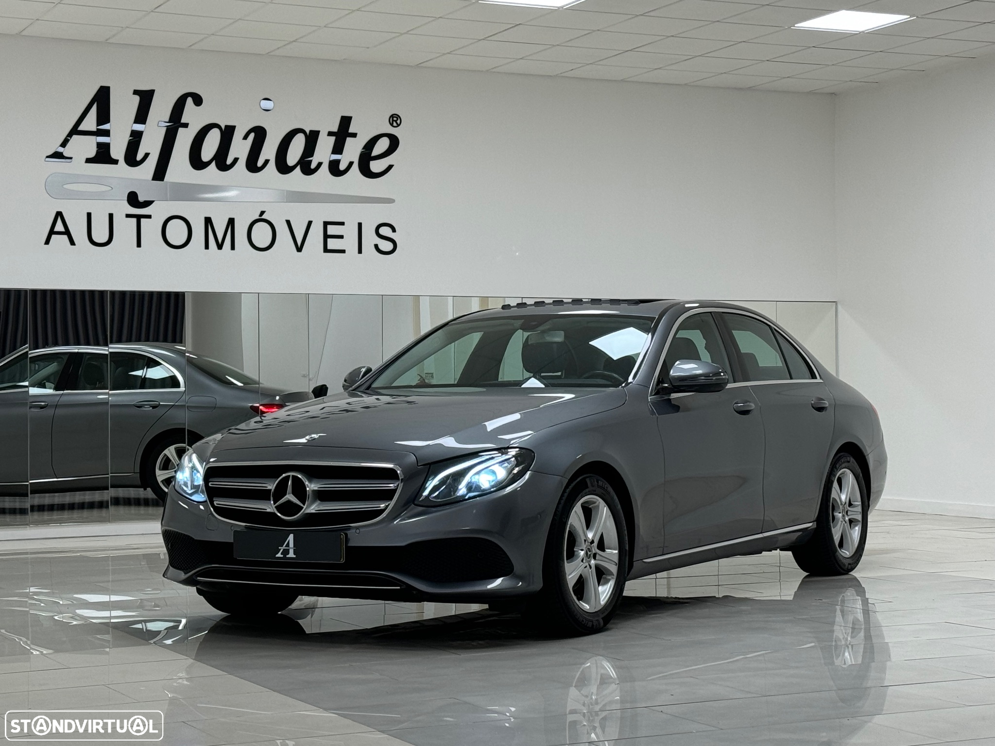 Mercedes-Benz E 220 d Exclusive - 3