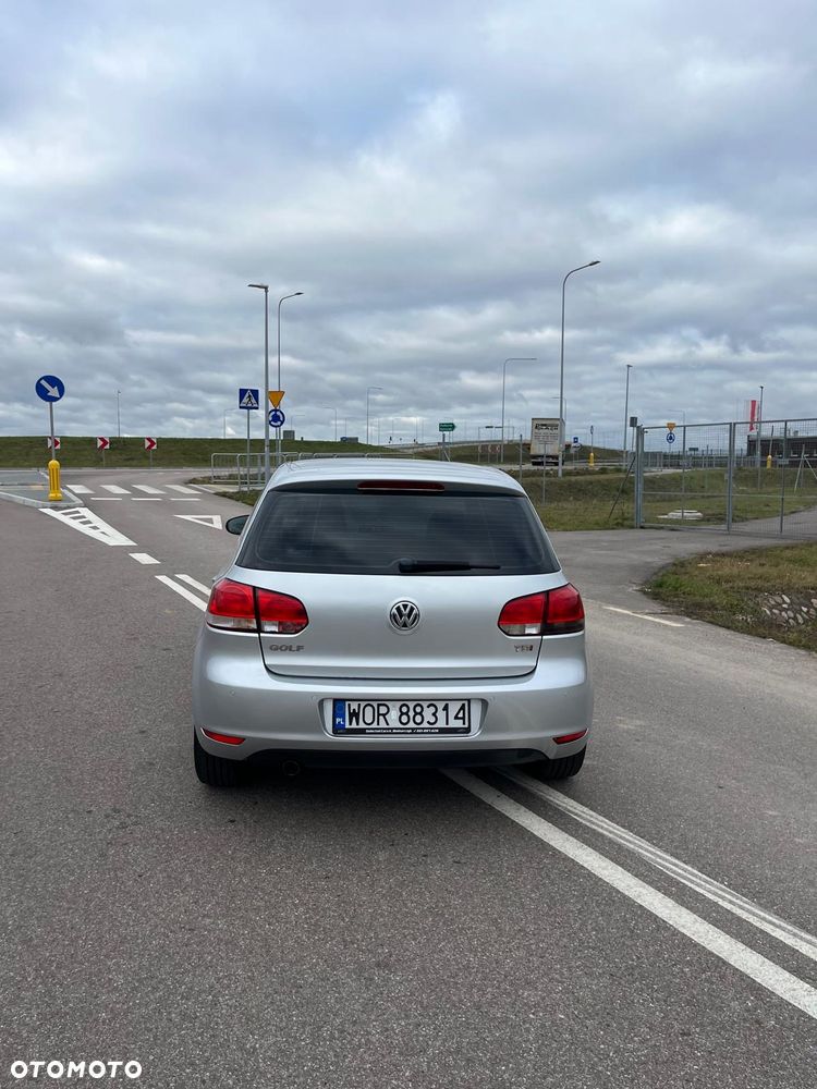 Volkswagen Golf 1.6 TDI DPF Highline - 3