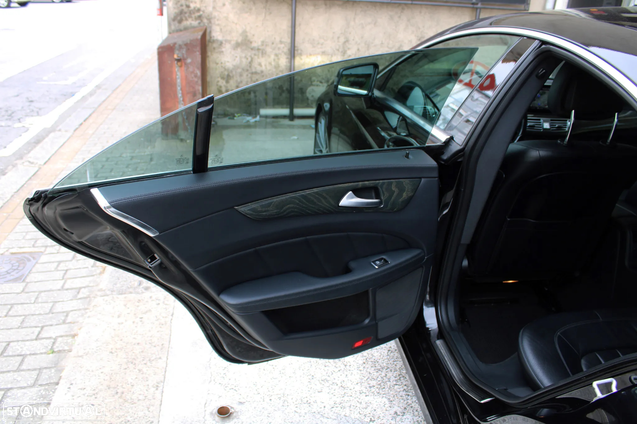 Mercedes-Benz CLS 350 BlueTEC - 23