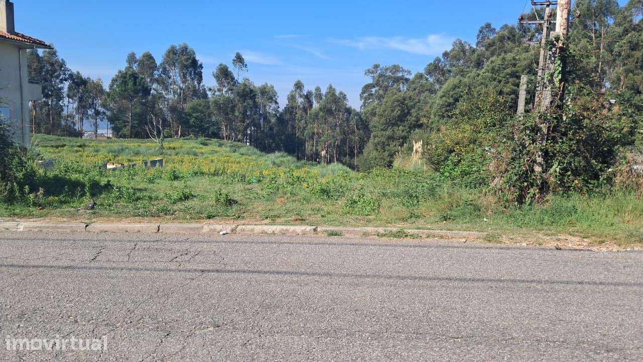 Comprar terreno em Oliveira de Azeméis - Grande imagem: 2/4