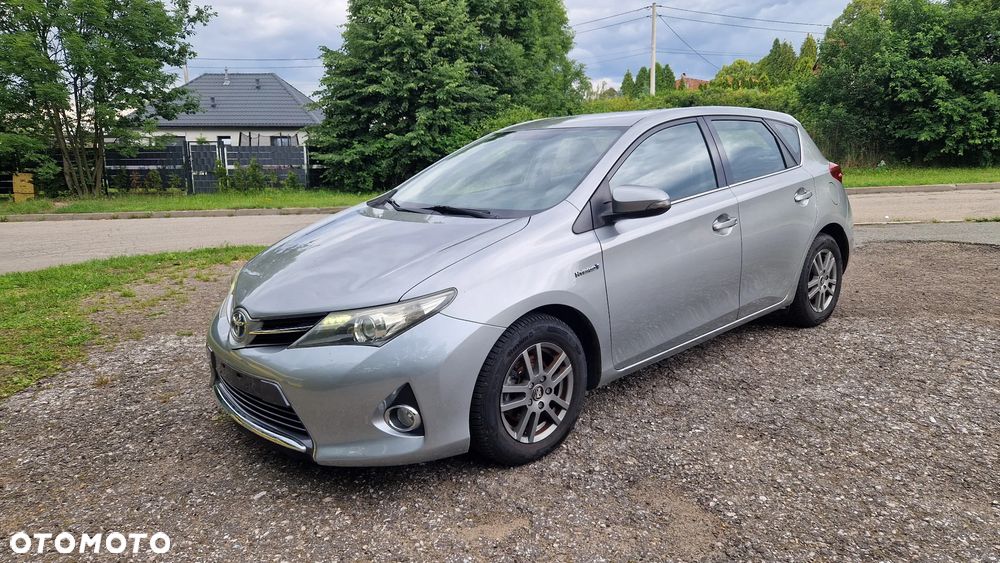 Toyota Auris - 1