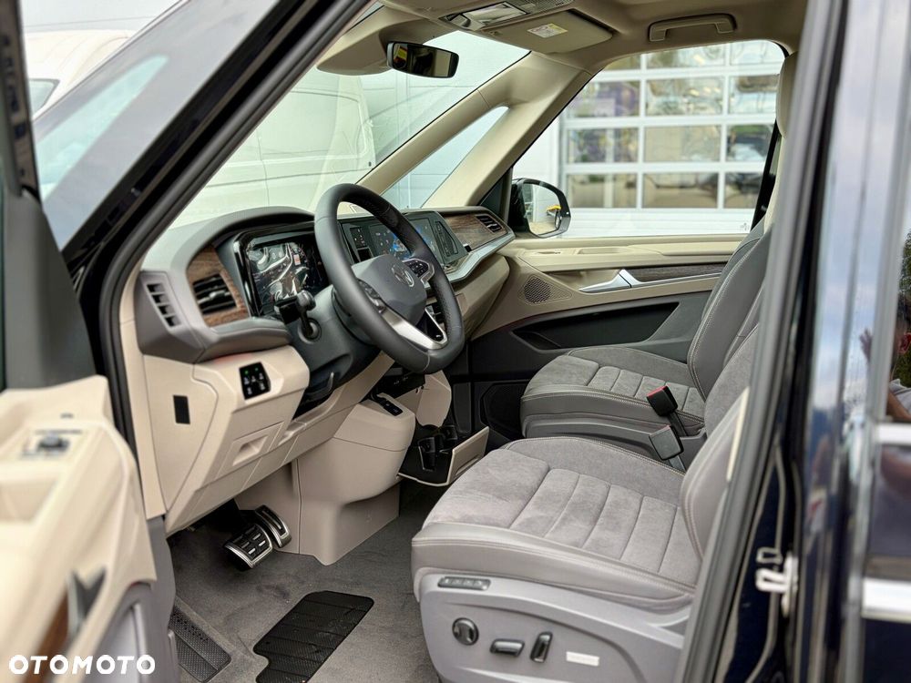 Volkswagen multivan Style L2 silnik: 2,0 l TDI SCR 150 KM / skrzynia biegów: 7-biegowa DSG rozstaw osi: 3124 mm - 21