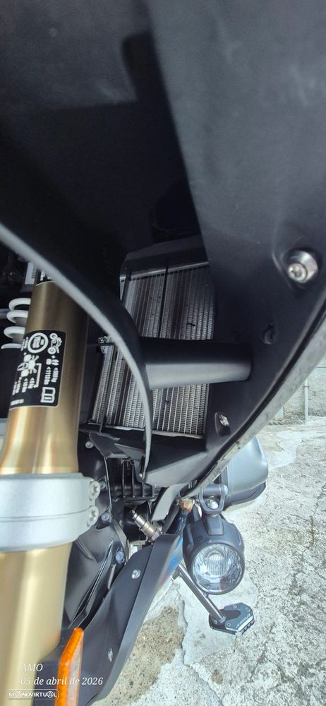 BMW R 1250 RT TRIPLE BLACK - 24