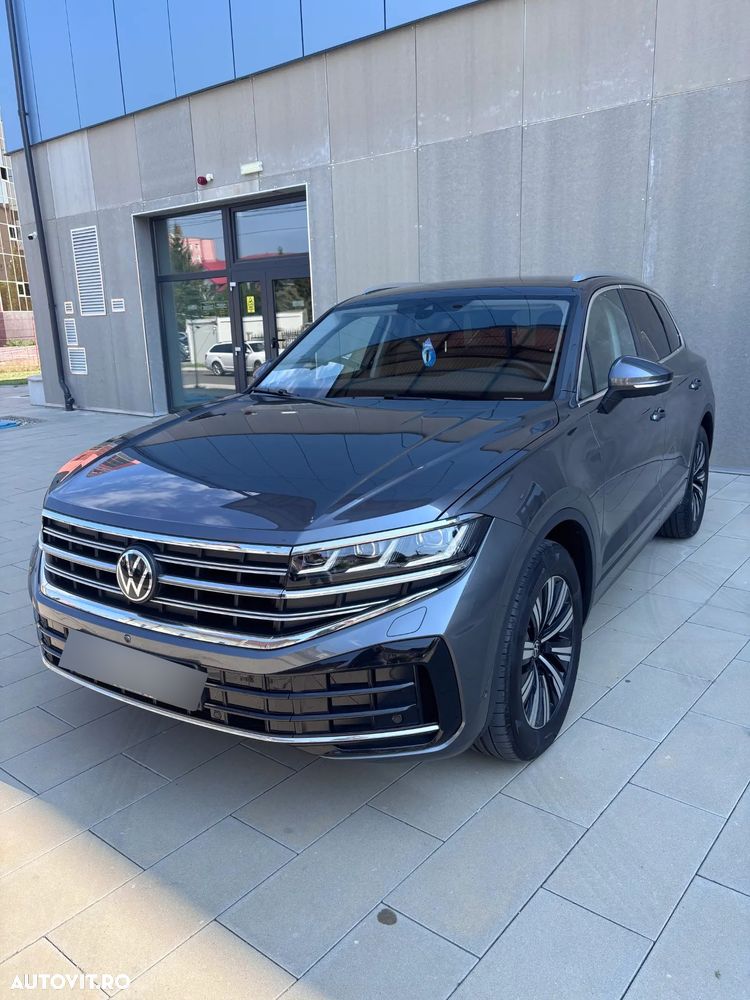 Volkswagen Touareg V6 TDI 4MOTION Elegance - 2