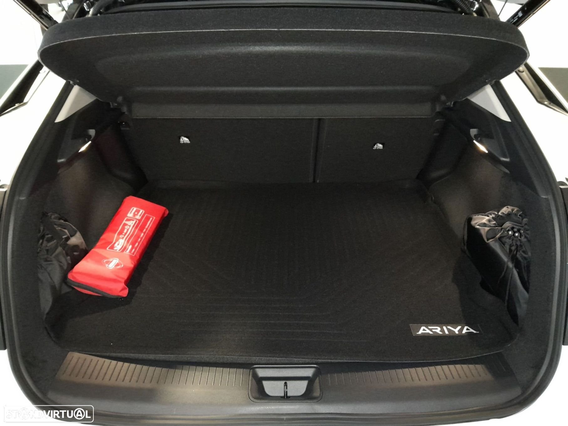 Nissan Ariya 87 kWh Evolve Carr. 22kW - 21