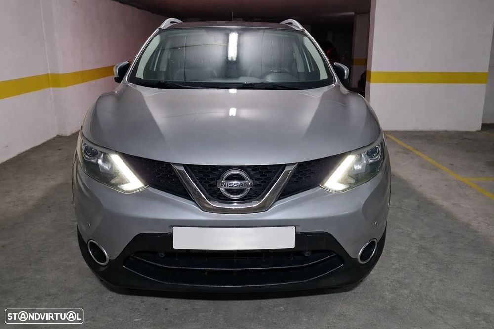 Nissan Qashqai 1.6 dCi Tekna Premium - 1