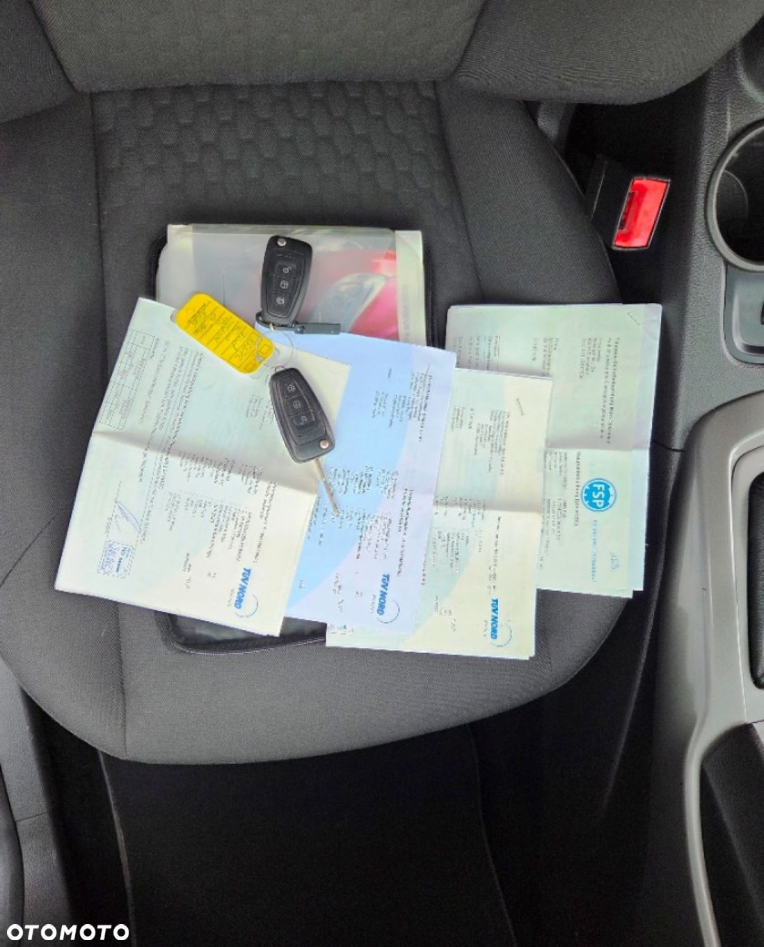 Ford Focus - 14