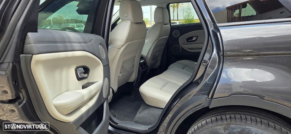 Land Rover Range Rover Evoque 2.0 TD4 SE Dynamic Auto - 28