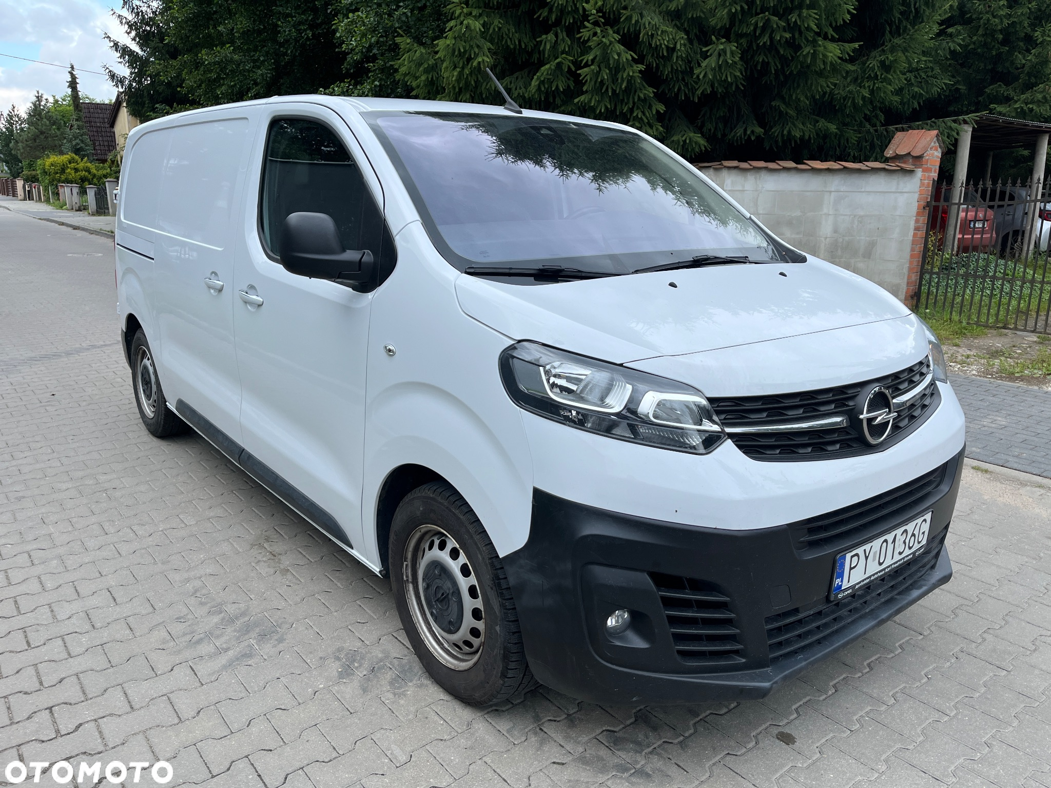 Opel Vivaro - 2