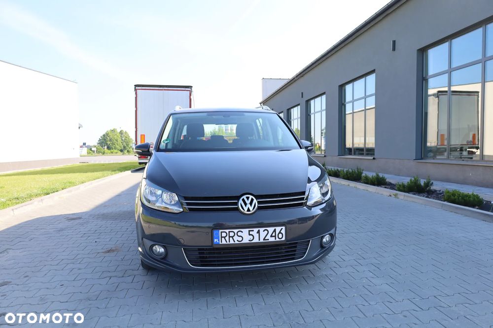 Volkswagen Touran - 9