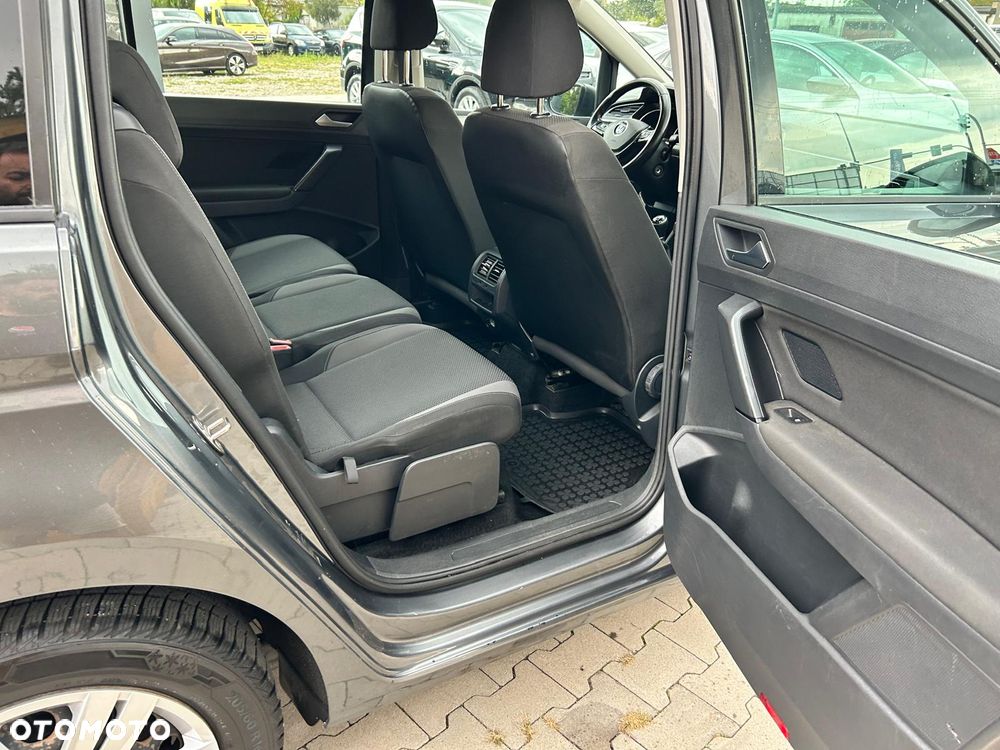 Volkswagen Touran 1.6 TDI BMT Trendline - 23