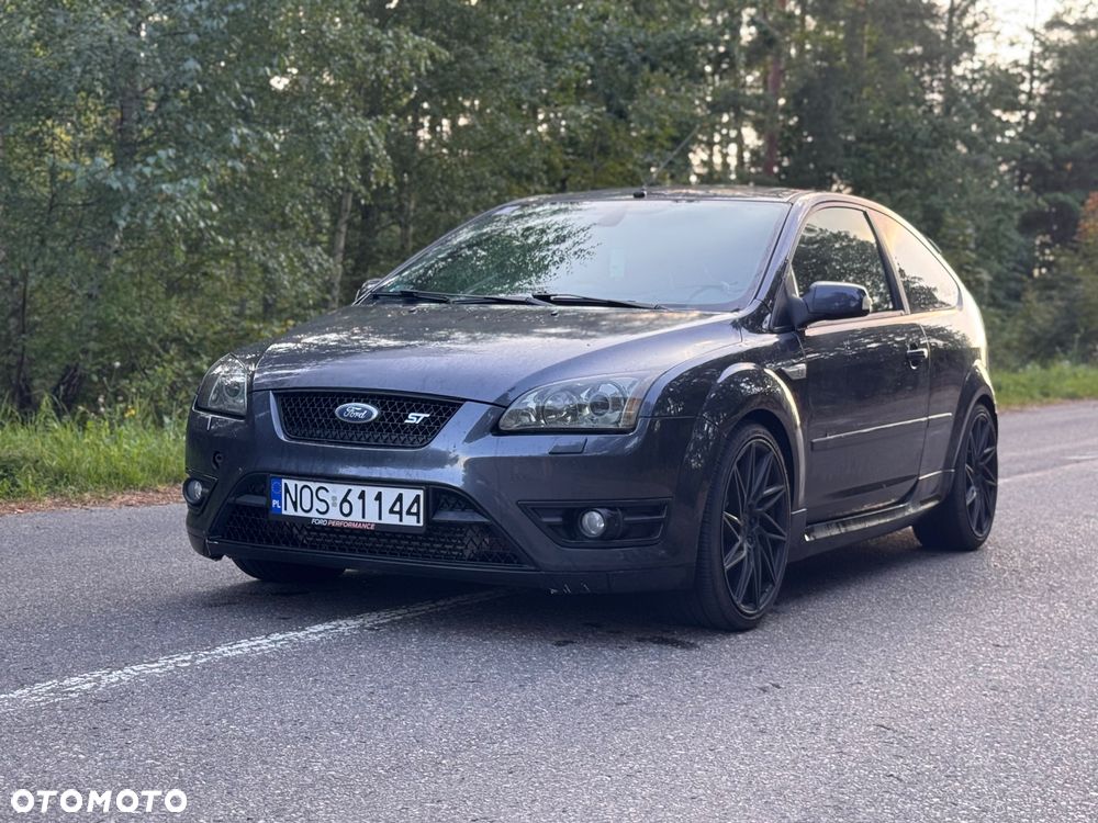 Ford Focus - 1
