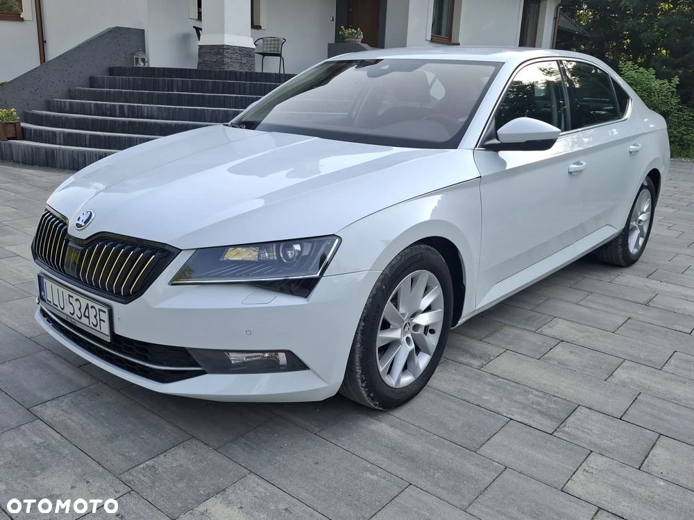 Skoda Superb 2.0 TDI Active DSG - 4