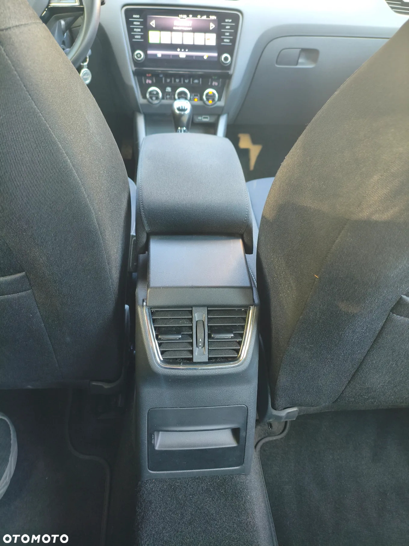 Skoda Octavia 1.5 TSI ACT Ambition - 6