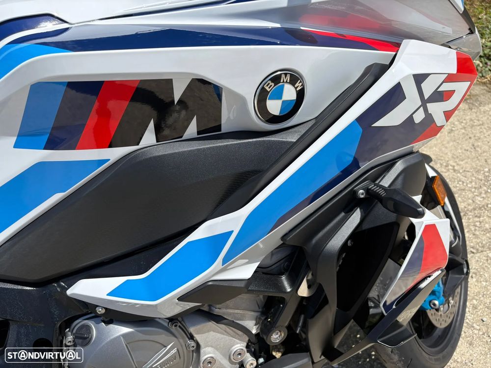 BMW M 1000 XR Light White - 11