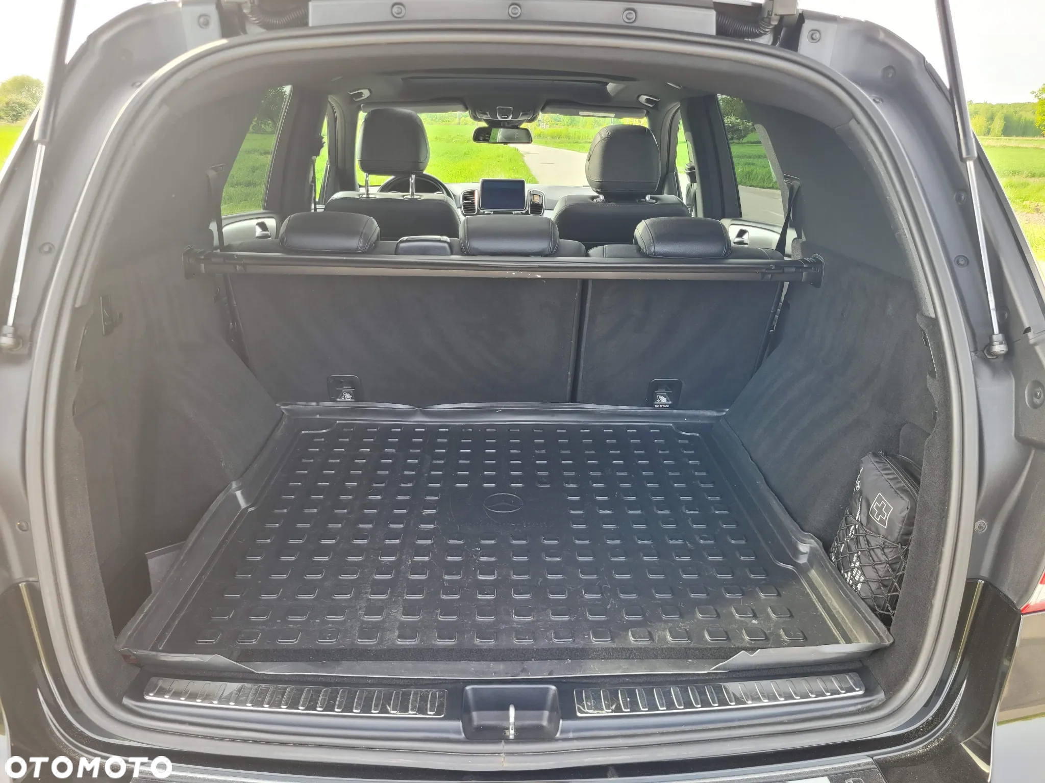 Mercedes-Benz GLE 350 d 4-Matic - 27