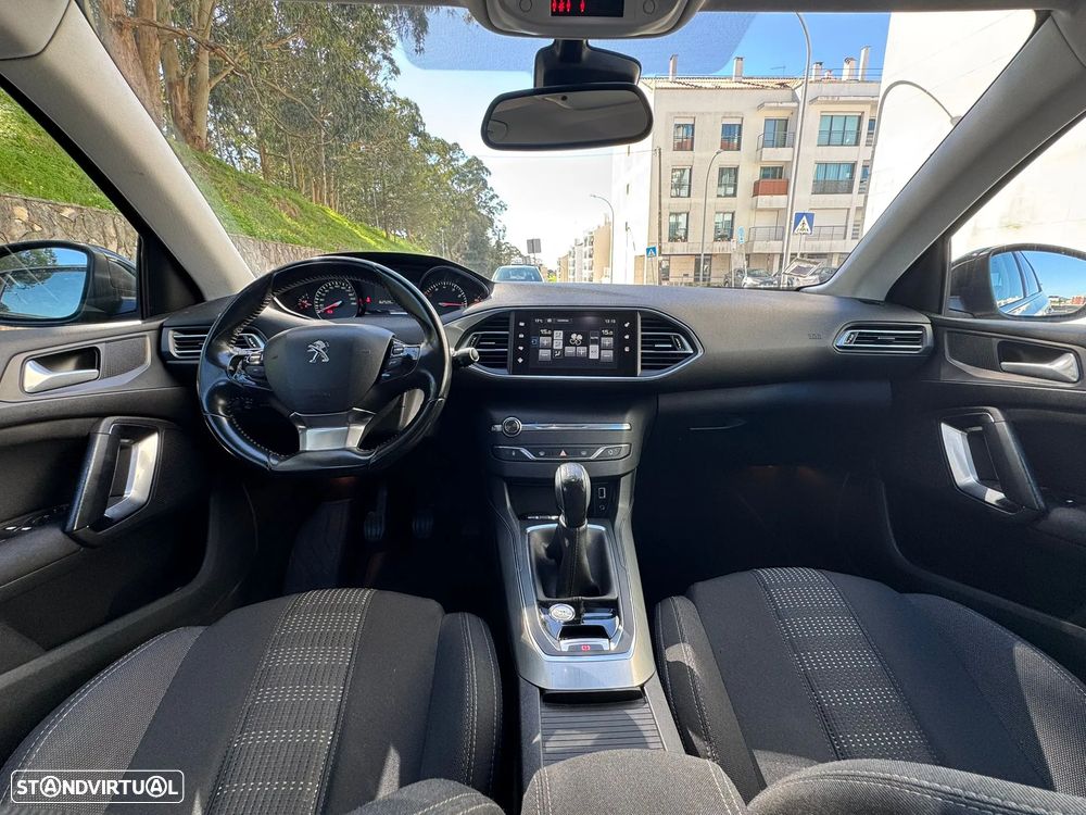 Peugeot 308 120 VTi Style - 5